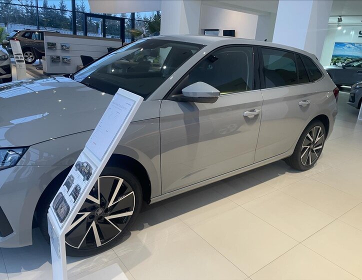 Škoda Scala Hatchback 1,5 l 0