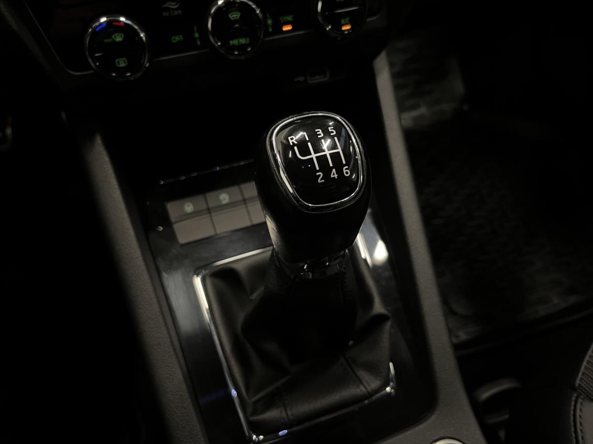 Škoda Octavia Liftback 2,0 l 110 kw