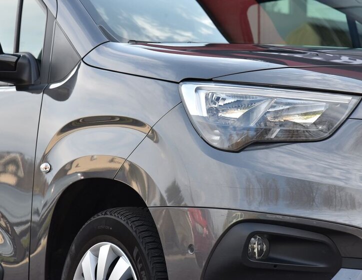 Opel Combo MPV 1,2 l 96 kw