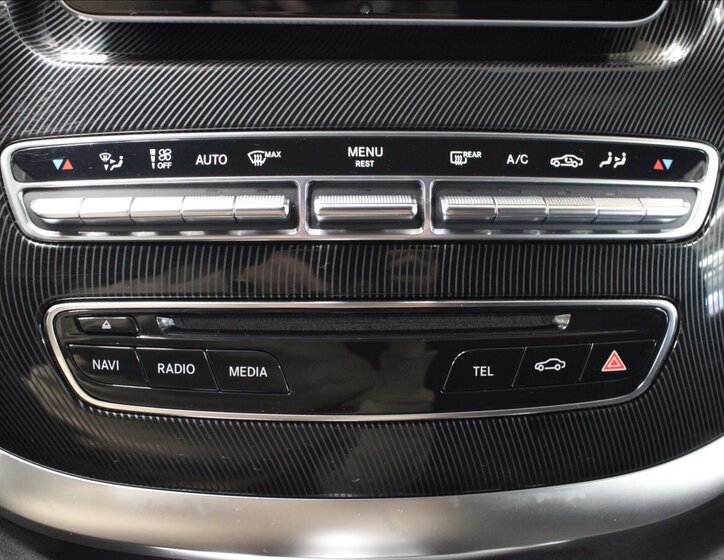 Mercedes-Benz Třídy V Kombi 2,1 l 140 kw