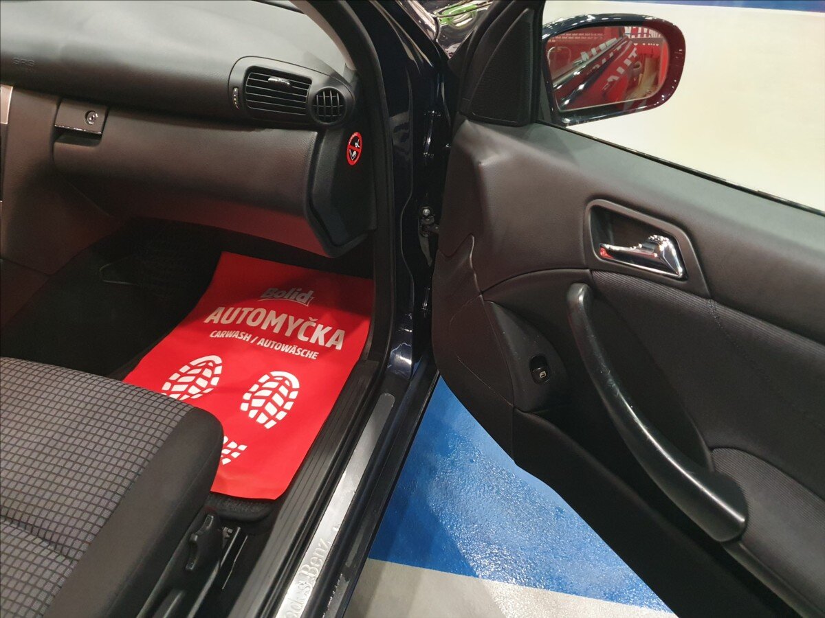 Mercedes-Benz Třídy C Hatchback 1,8 l 105 kw