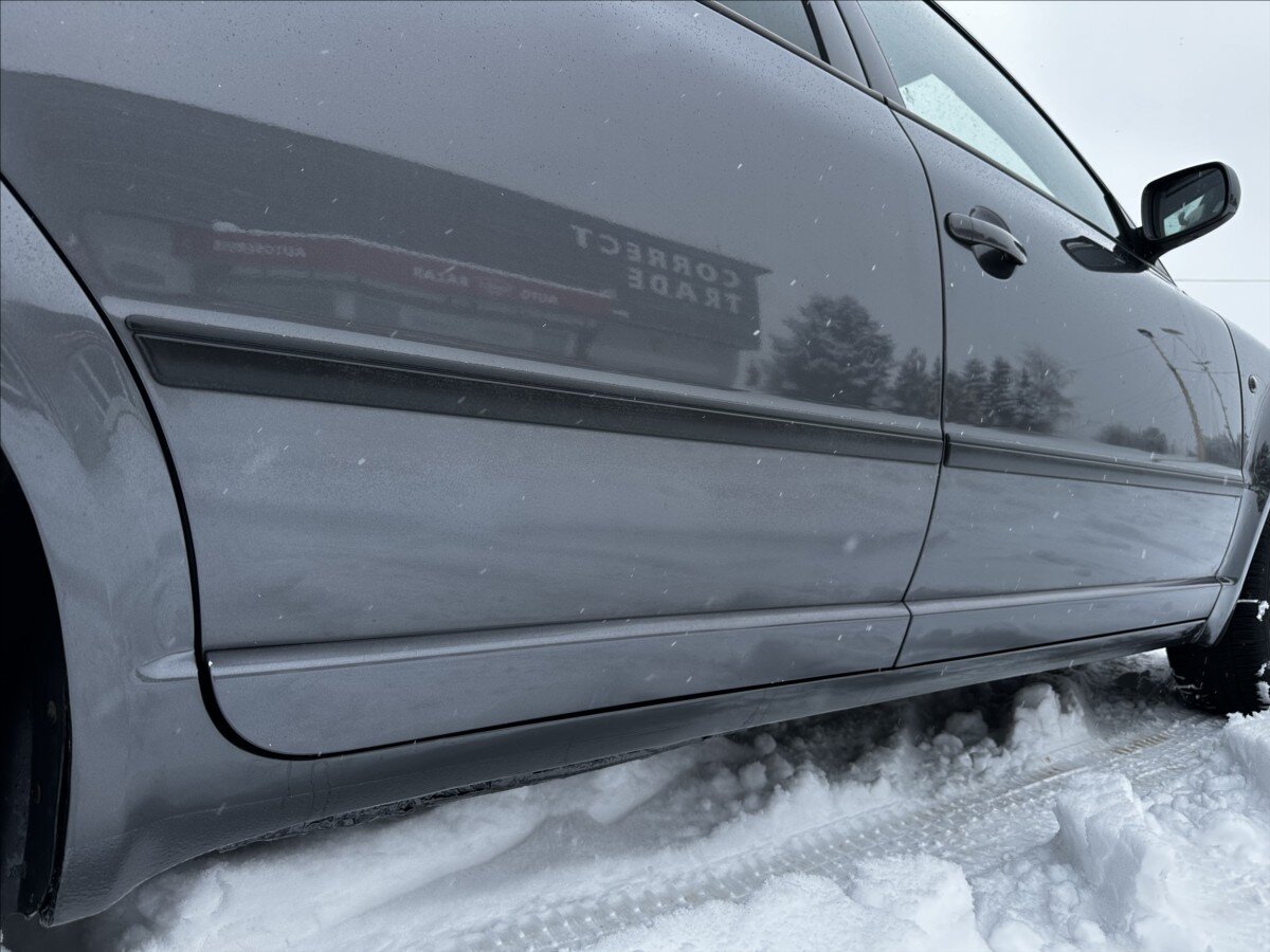 Škoda Superb Sedan 2,0 l 103 kw