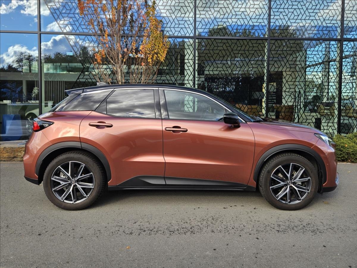 Lexus LBX Kombi 1,5 l 99 kw