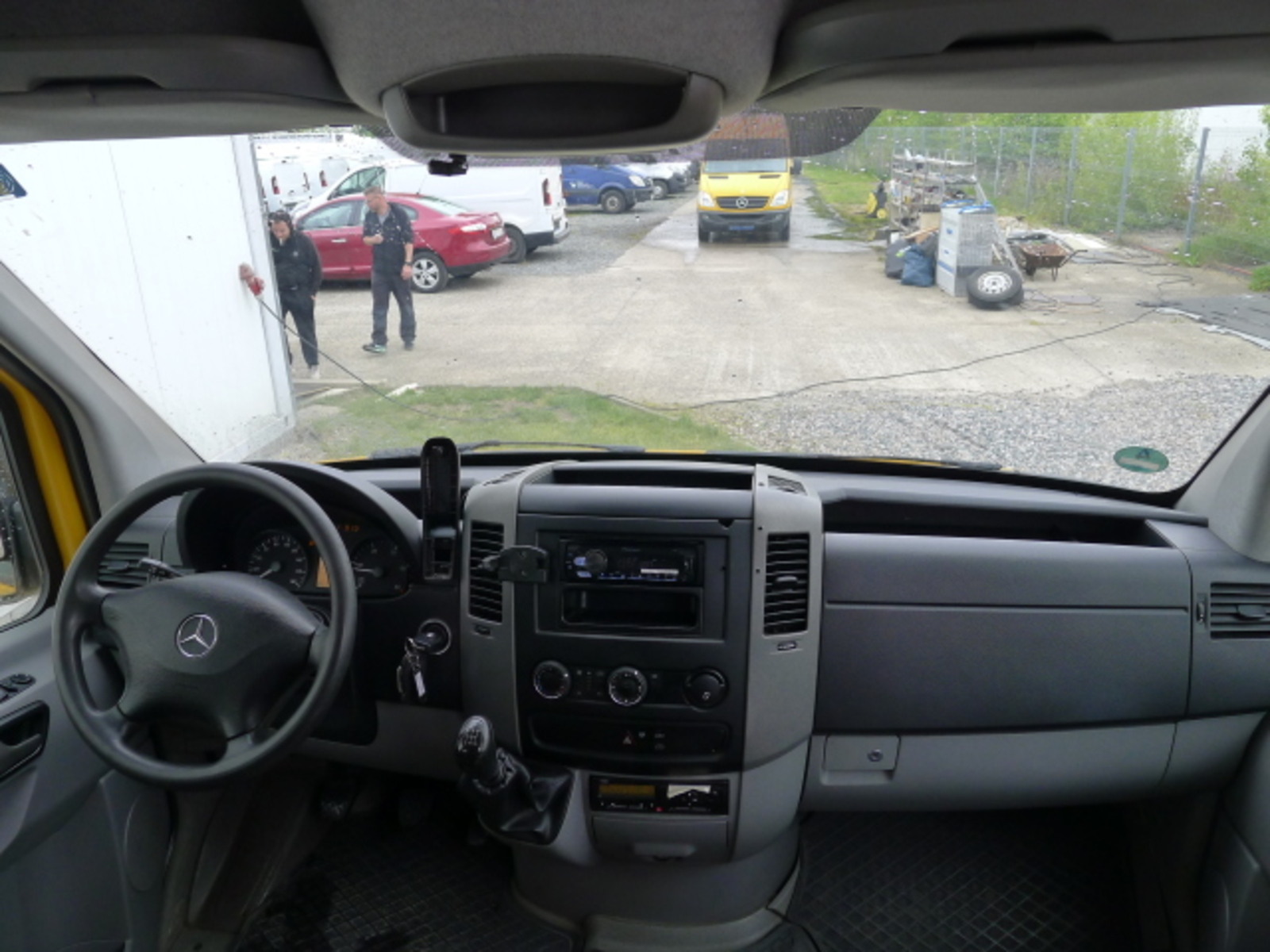 Mercedes-Benz Sprinter 13