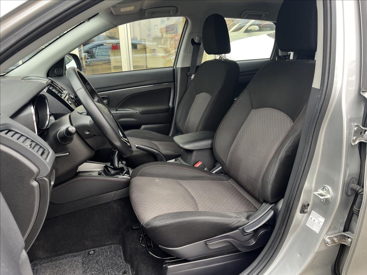Mitsubishi ASX SUV / Terénní 1,6 l 86 kw