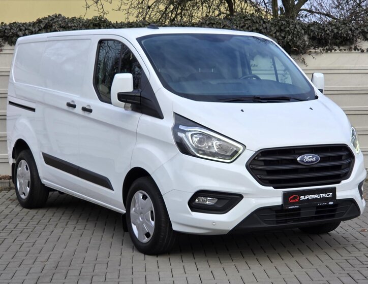 Ford Transit Custom 1