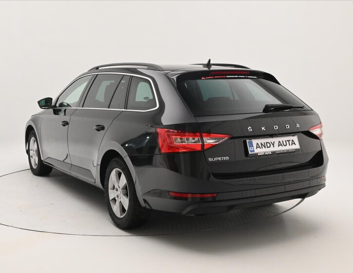 Škoda Superb 7