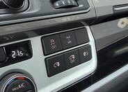 Volkswagen Multivan 28