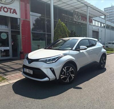 Toyota C-HR 4