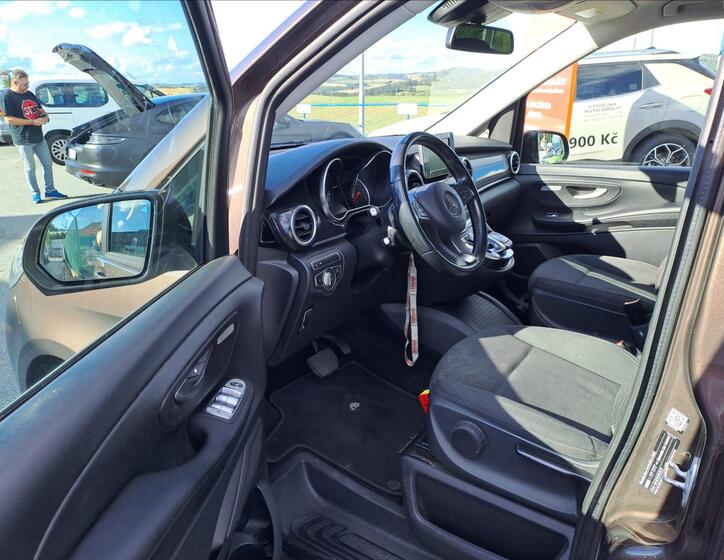 Mercedes-Benz Třídy V 6