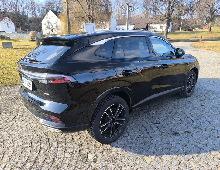 MG HS SUV 1,5 l 125 kw