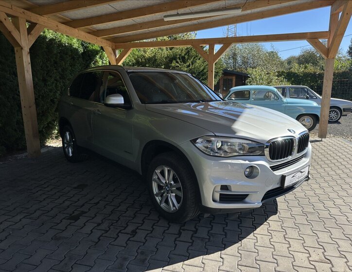 BMW X5 SUV 2,0 l 160 kw