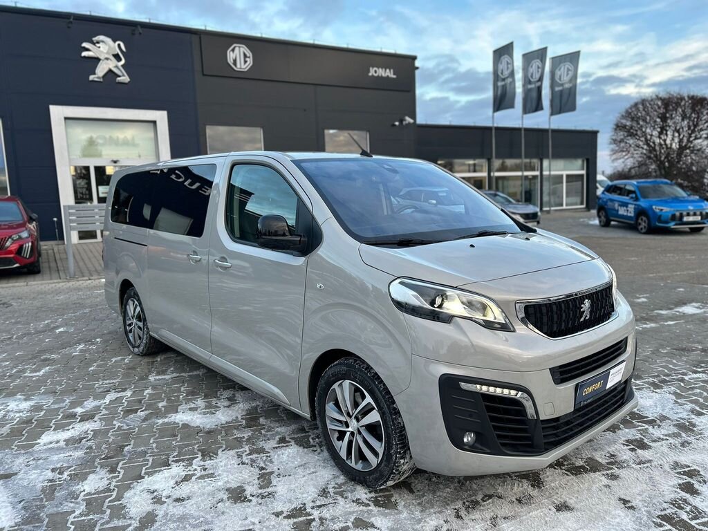 Peugeot Traveller