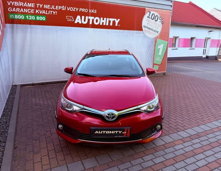 Toyota Auris Kombi 1,2 l 86 kw