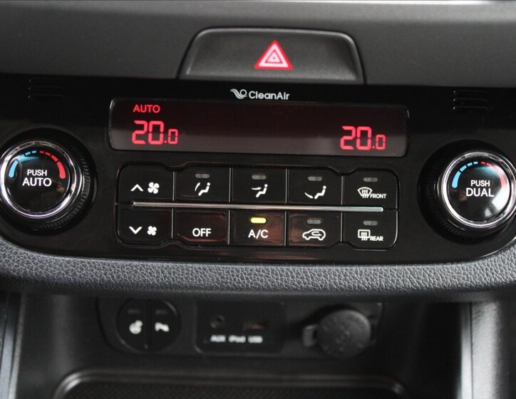 KIA Sportage SUV / Terénní 2,0 l 120 kw