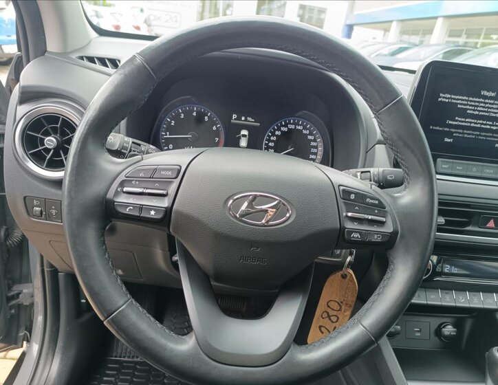 Hyundai Kona SUV 1,6 l 145 kw