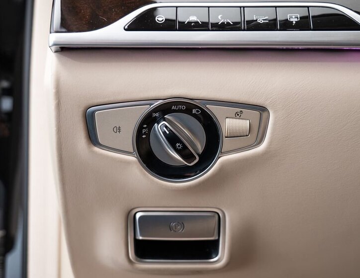 Mercedes-Benz Třídy S Sedan / Limuzína 4,0 l 345 kw