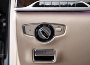 Mercedes-Benz Třídy S Sedan / Limuzína 4,0 l 345 kw