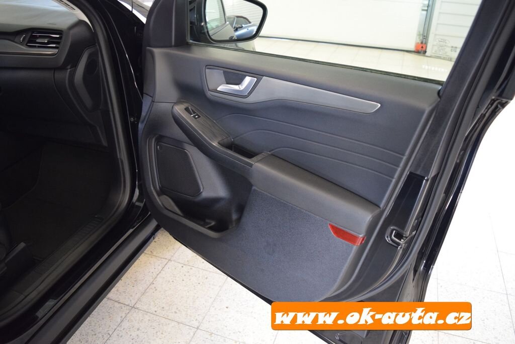 Ford Kuga SUV / Terénní 2,5 l 112 kw