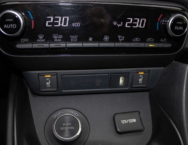 Toyota Yaris Hatchback 1,6 l 192 kw