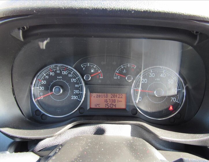 Fiat Grande Punto 13