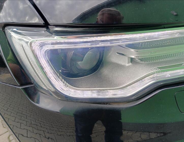 Jeep Grand Cherokee 23