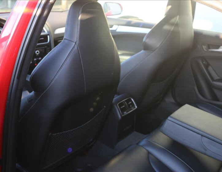Audi S4 57