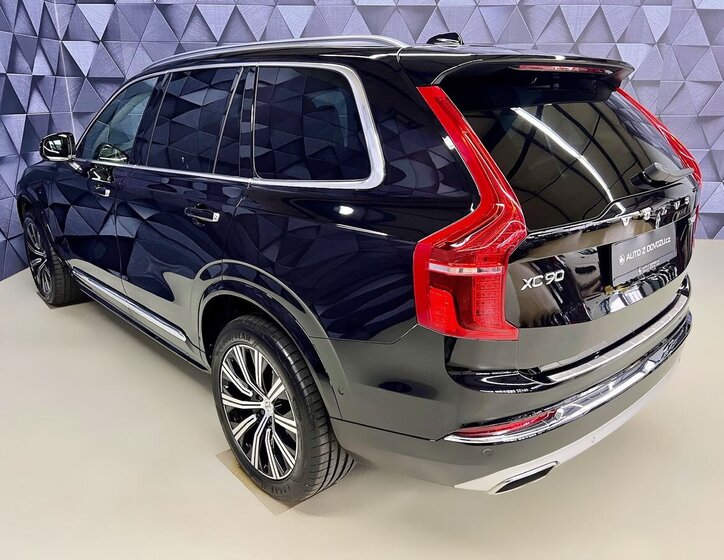 Volvo XC90 5