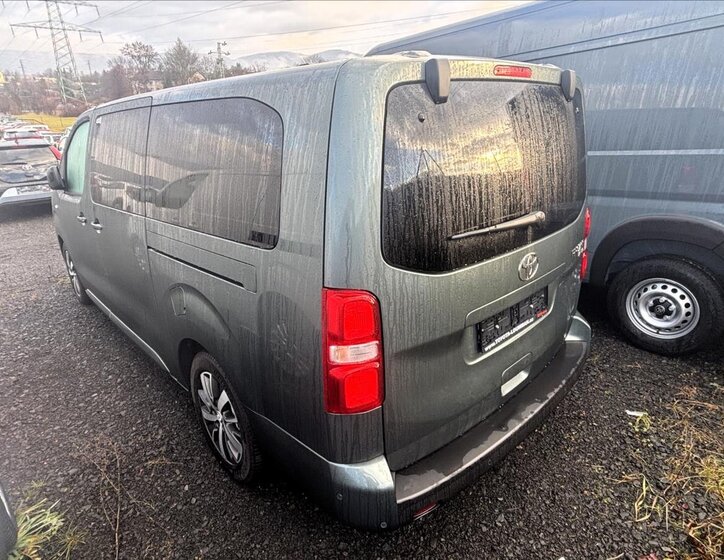 Toyota ProAce 4