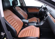 Volkswagen Passat 10