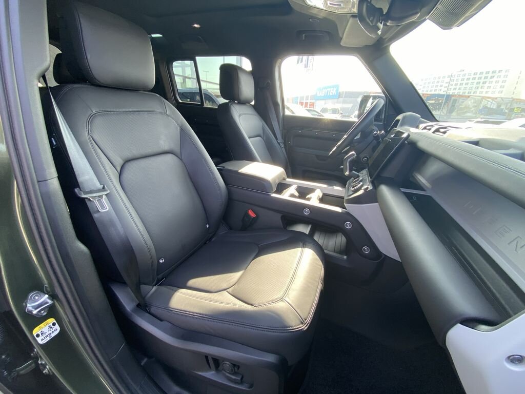 Land Rover Defender SUV / Terénní 3,0 l 258 kw
