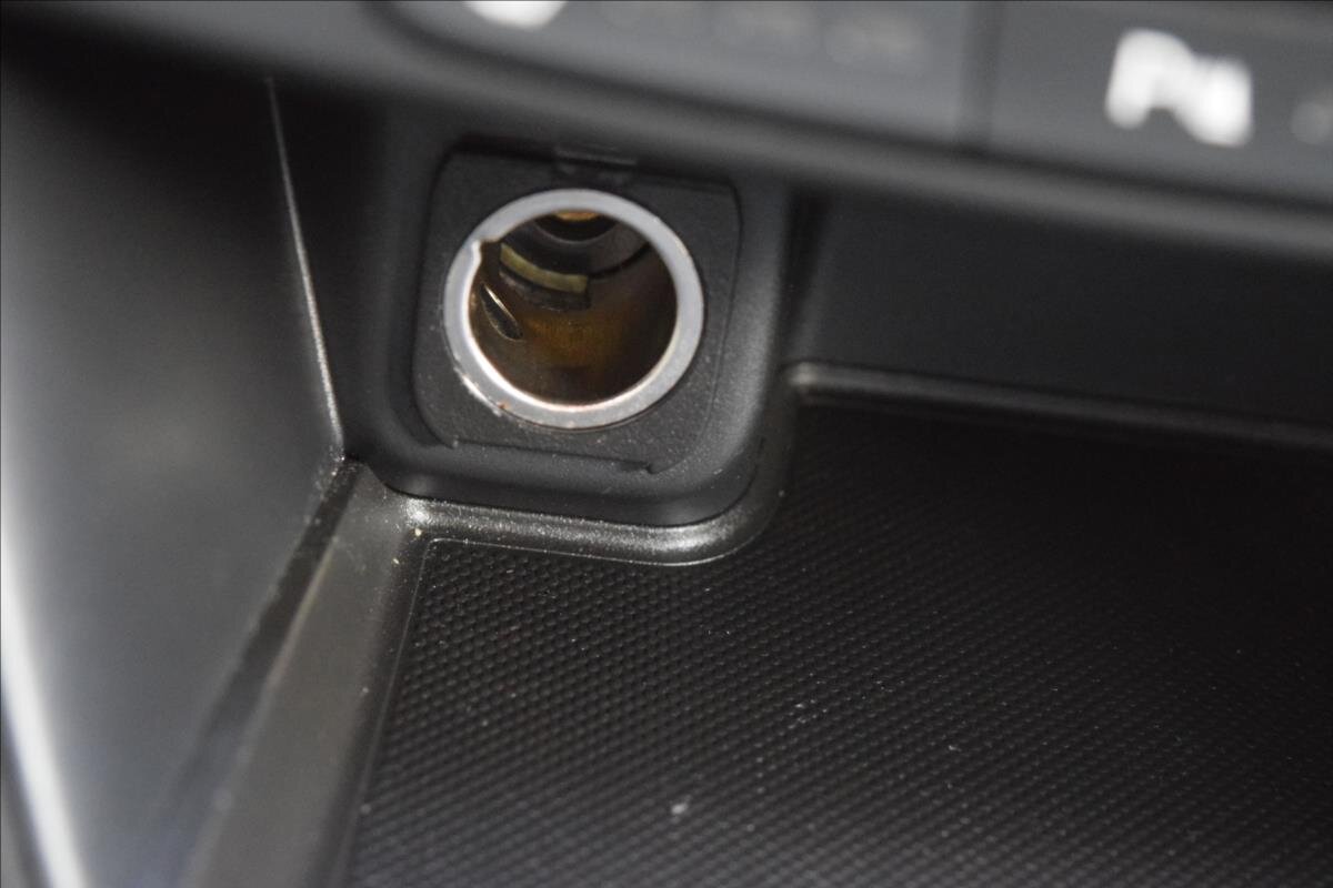 Mazda 6 Kombi 2,0 l 121 kw