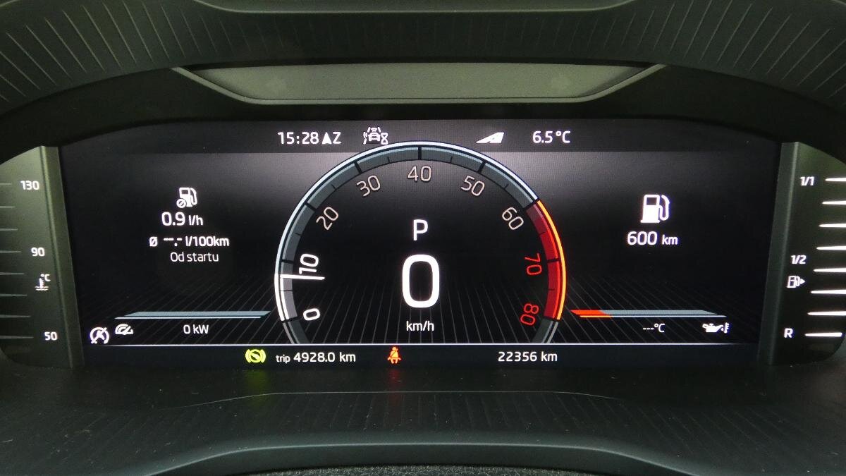 Škoda Karoq SUV / Terénní 1,5 l 110 kw