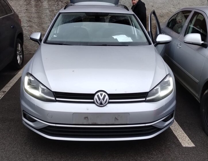 Volkswagen Golf Kombi 2,0 l 110 kw