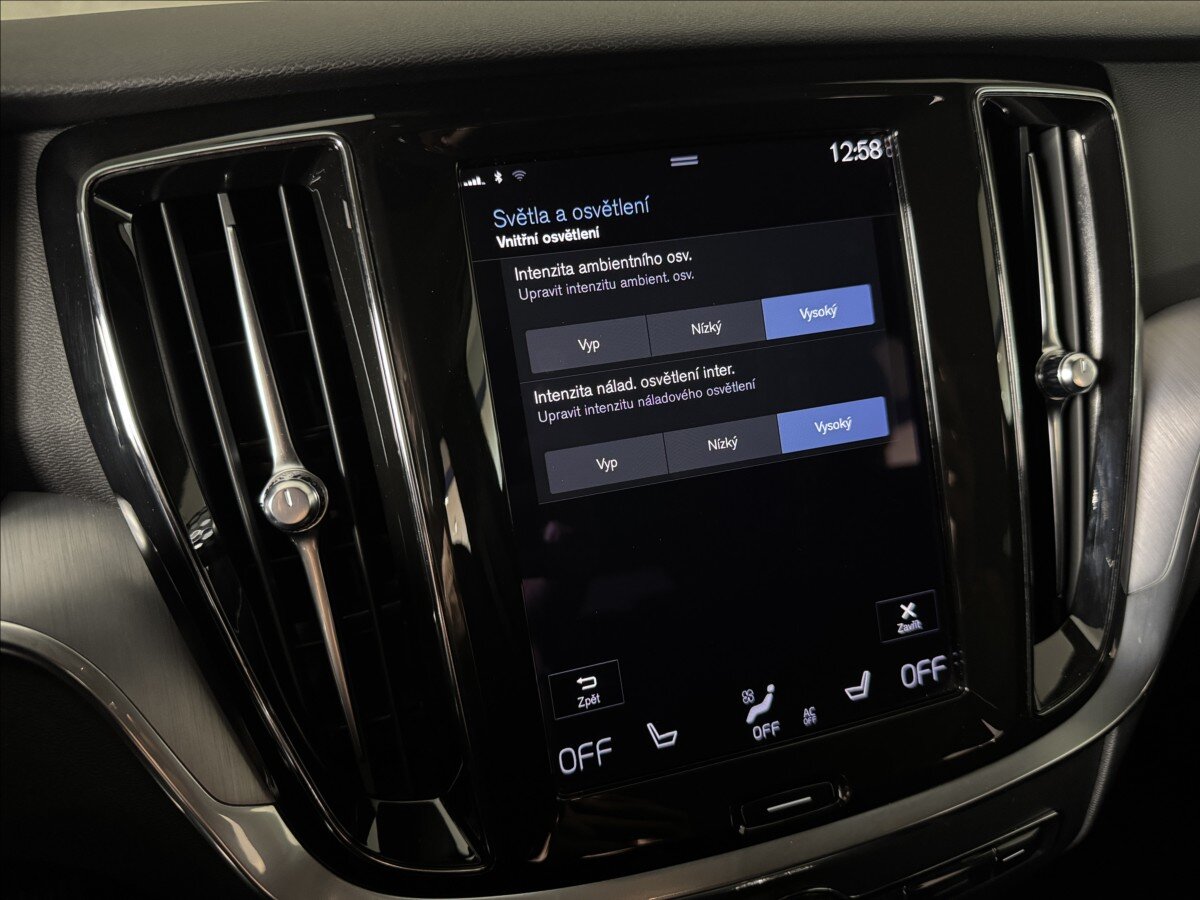 Volvo V60 Kombi 2,0 l 145 kw