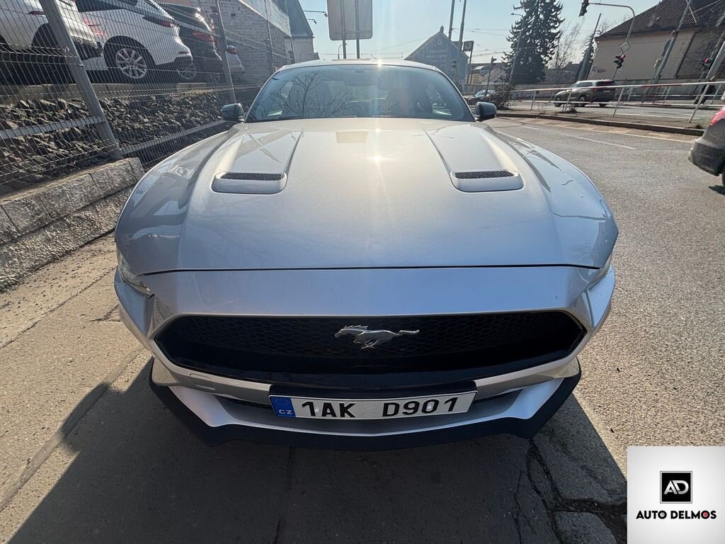 Ford Mustang Kupé 2,3 l 231 kw