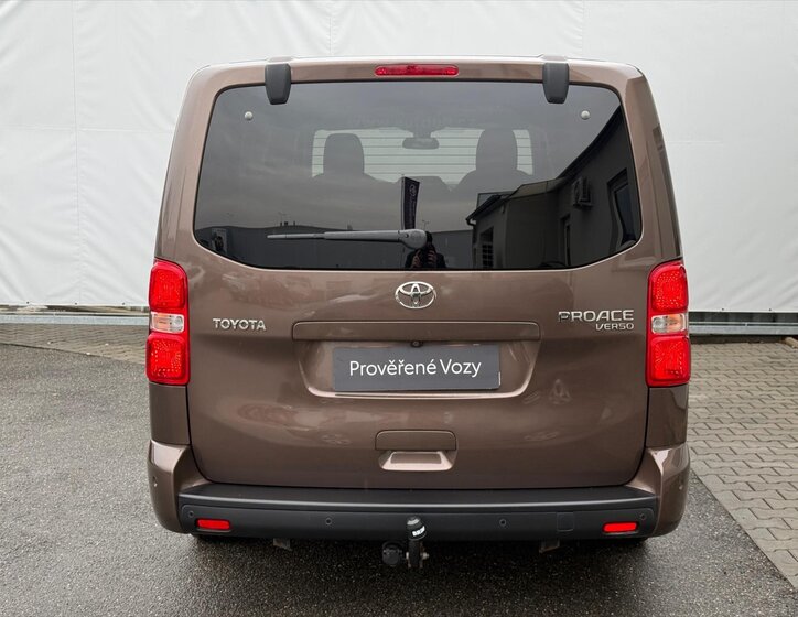 Toyota ProAce VAN-Minibus 2,0 l 130 kw