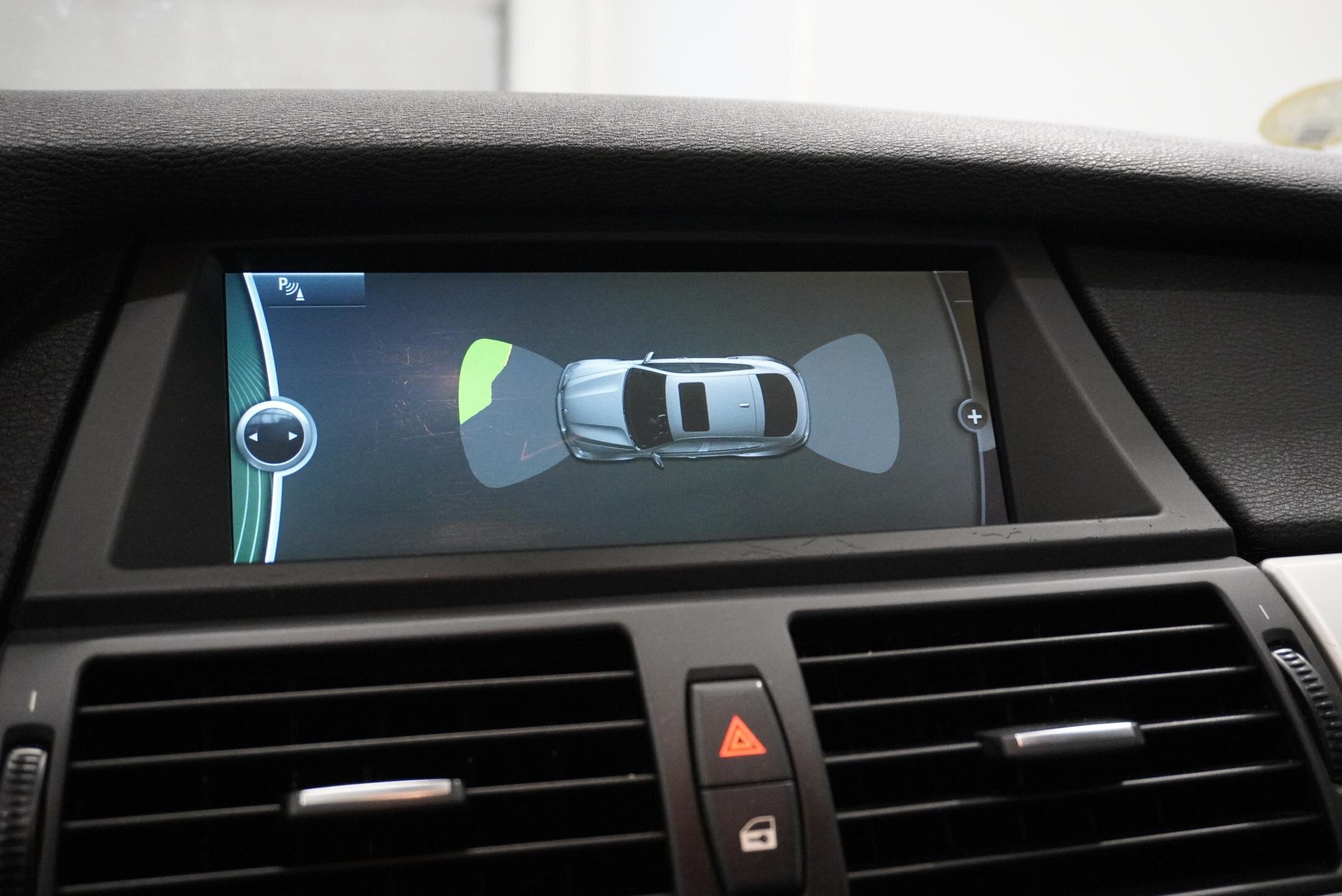 BMW X6 SUV 3,0 l 180 kw