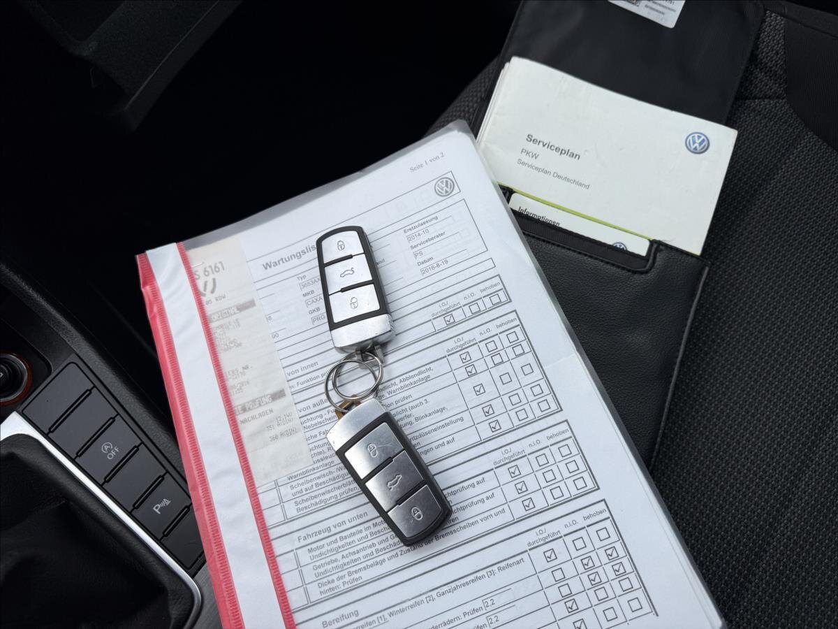 Volkswagen Passat Kombi 1,4 l 90 kw