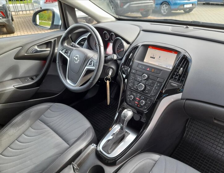 Opel Astra Hatchback 1,4 l 103 kw