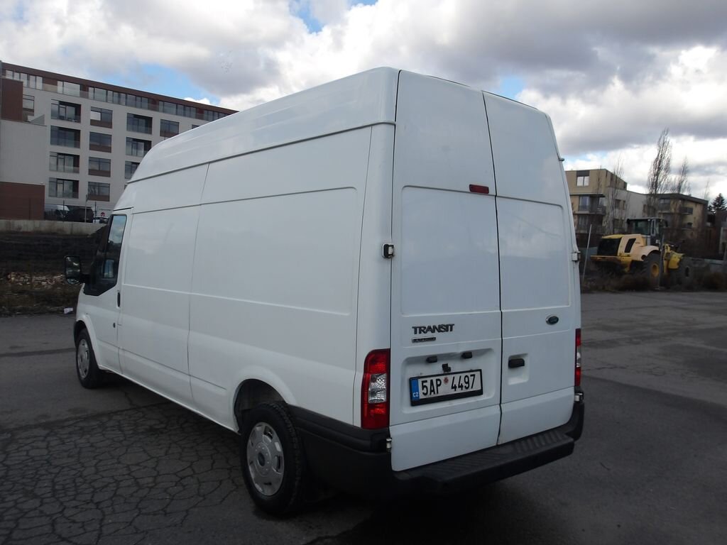 Ford Transit Skříň 2,2 l 74 kw