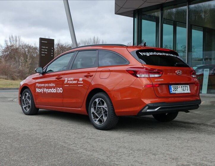 Hyundai i30 Kombi 998,0 84 kw