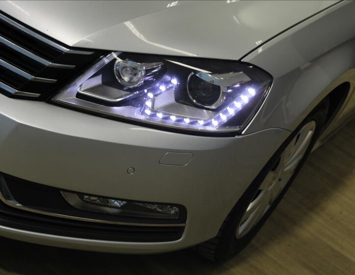 Volkswagen Passat Kombi 2,0 l 103 kw