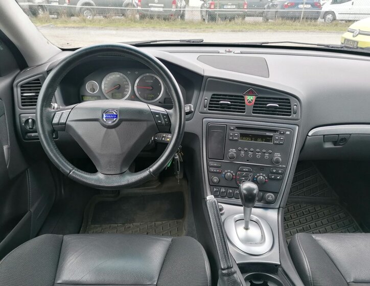 Volvo V70 Kombi 2,4 l 136 kw