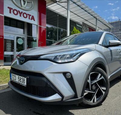 Toyota C-HR 4