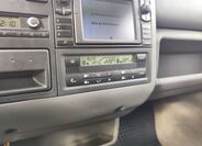 Volkswagen Multivan 21