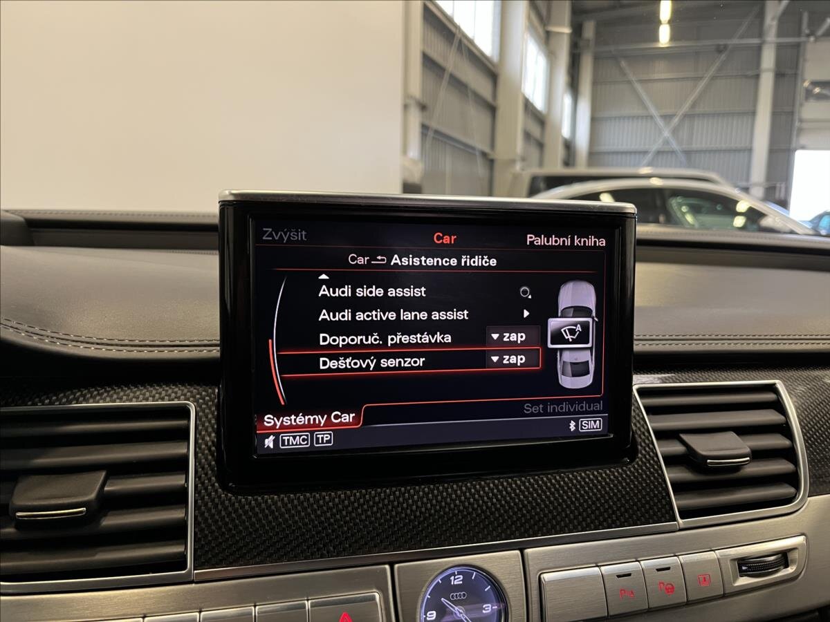 Audi S8 Sedan / Limuzína 4,0 l 445 kw