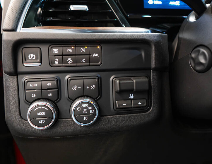 Chevrolet Tahoe SUV 6,2 l 313 kw