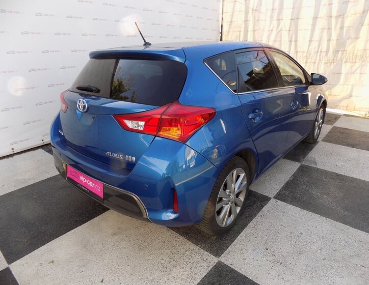Toyota Auris Hatchback 1,8 l 73 kw