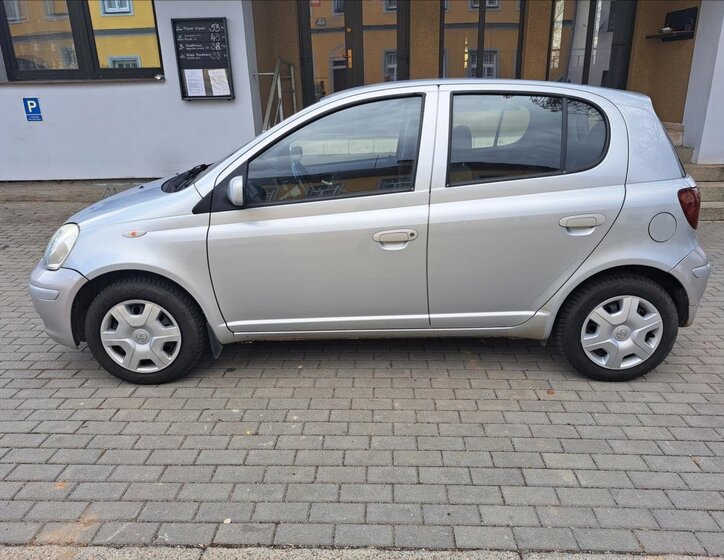 Toyota Yaris Hatchback 1,4 l 55 kw